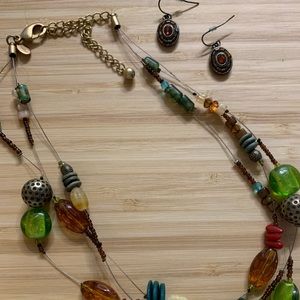 Cute Chico’s necklace with coordinating earrings